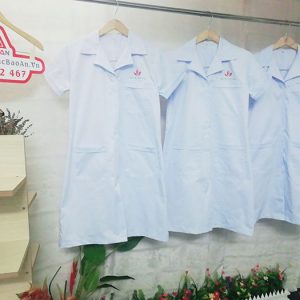 Áo blouse bác sĩ ngắn tay Ngọc Nữ Tâm Vương 02