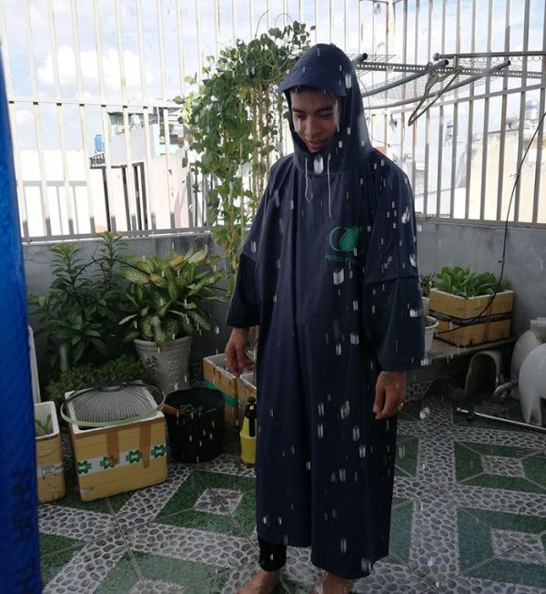 Áo mưa vải dù – áo mưa quà tặng paris pharm 02