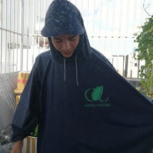 Áo mưa vải dù – áo mưa quà tặng paris pharm 03