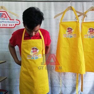 May tạp dề đồng phục Bánh mì Hạt Điều Cô Yến