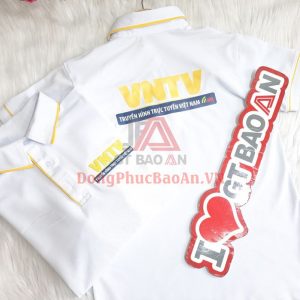 Mẫu Áo Phông Đồng Phục Công Sở Màu Trắng Cao Cấp VNTV – May Đồng Phục Giá Rẻ Biên Hòa