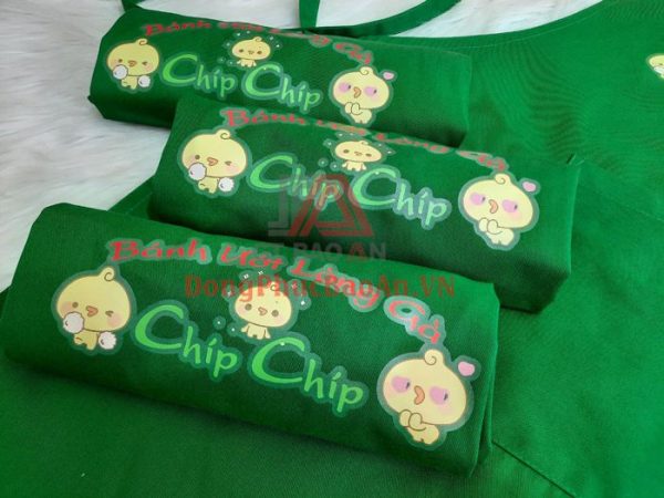 Mẫu Tạp Dề Yếm Đồng Phục Quán Kaki Pangrim Hàn Quốc Màu Xanh Lá – Bánh Ướt Lòng Gà Chip Chip