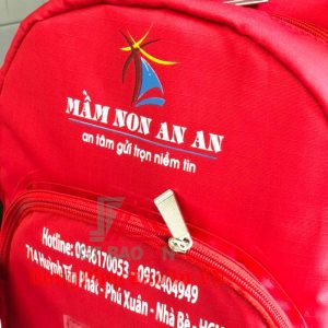 Xưởng in hình ảnh in logo lên balo theo yêu cầu tại TPHCM
