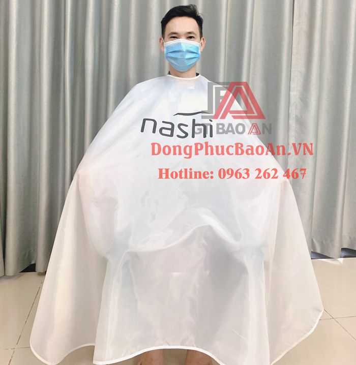 Xưởng may áo choàng cắt tóc chuyên nghiệp cho salon tóc tại TPHCM – Áo choàng cắt tóc màu trắng NASHI cao cấp