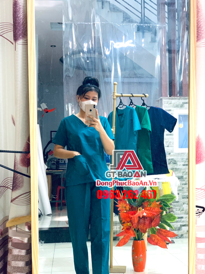 8+ Mẫu bộ Scrubs bác sĩ thông dụng nhất 2021 - Bộ quần áo Blouse bác sĩ nam nữ cho phòng khám, bệnh viện, thẩm mỹ viện