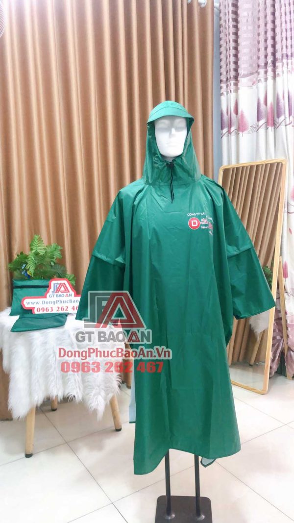 Đặt áo mưa in logo công ty theo yêu cầu TPHCM – Mẫu áo mưa cánh dơi vải dù vân tổ ong công ty Lợi Dân