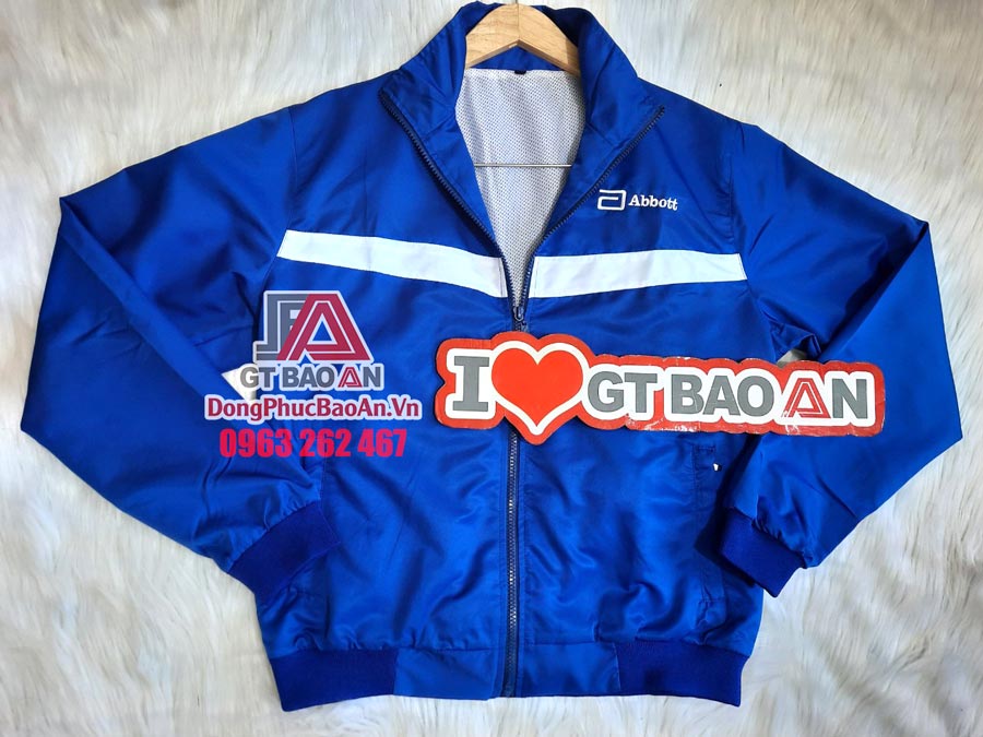 10+ Mẫu áo khoác gió đồng phục thông dụng nhất 2021 – Xưởng may áo khoác đồng phục theo yêu cầu TPHCM