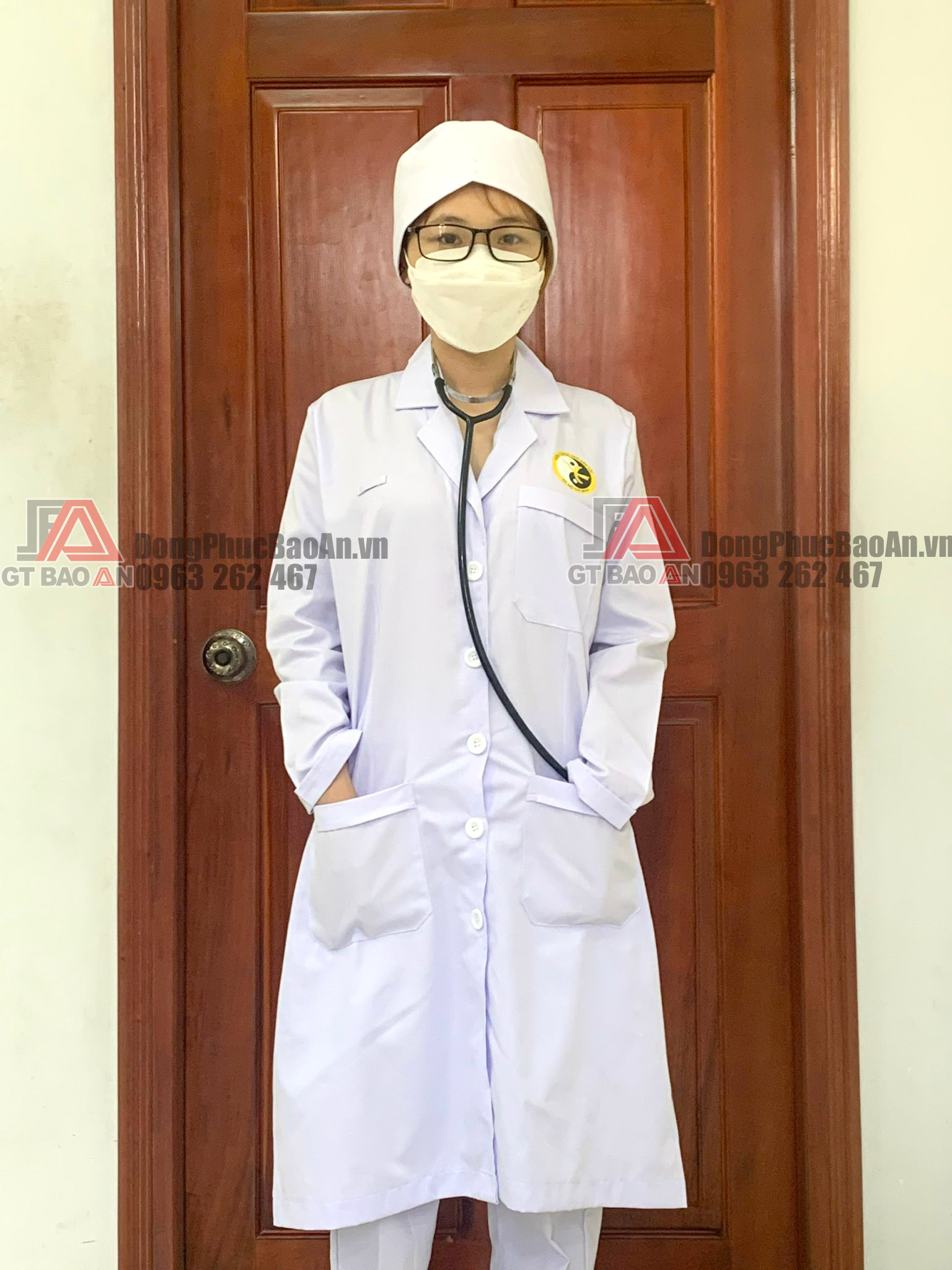 Mẫu quần áo blouse trắng dài tay (kèm nón) cho y bác sĩ - Y Dược Học Dân Tộc