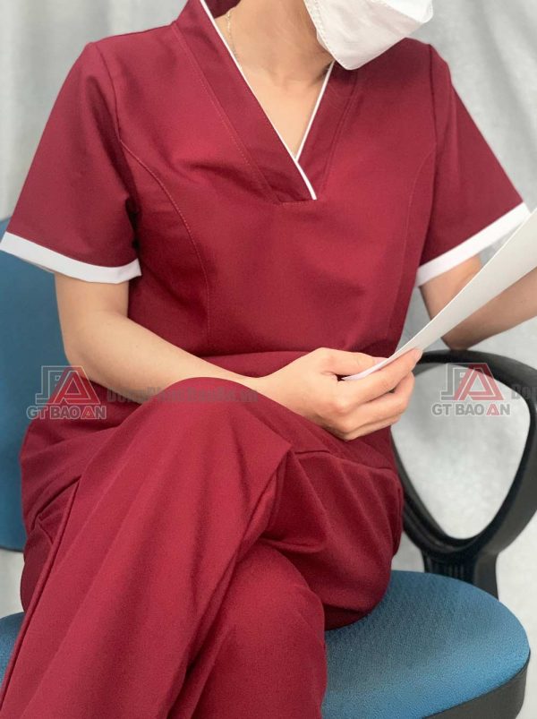 Mẫu bộ quần áo Scrubs cổ tim vải Cotton lạnh cao cấp nhiều màu cho bác sĩ Y khoa giá rẻ TPHCM