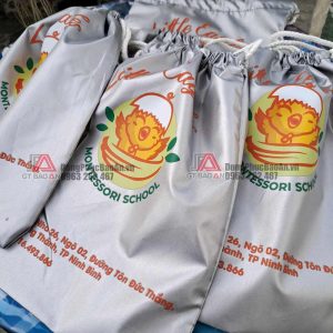 May túi đựng đồ dơ, đồ ướt cho bé đi học đi bơi, túi chống thấm nước có in logo