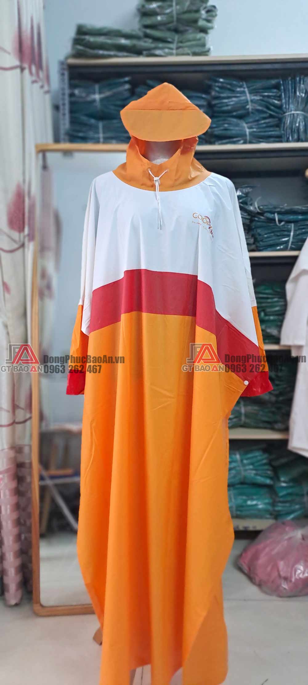May áo mưa cánh dơi quà tặng quảng cáo có in logo giá rẻ - CO.OP Xtra