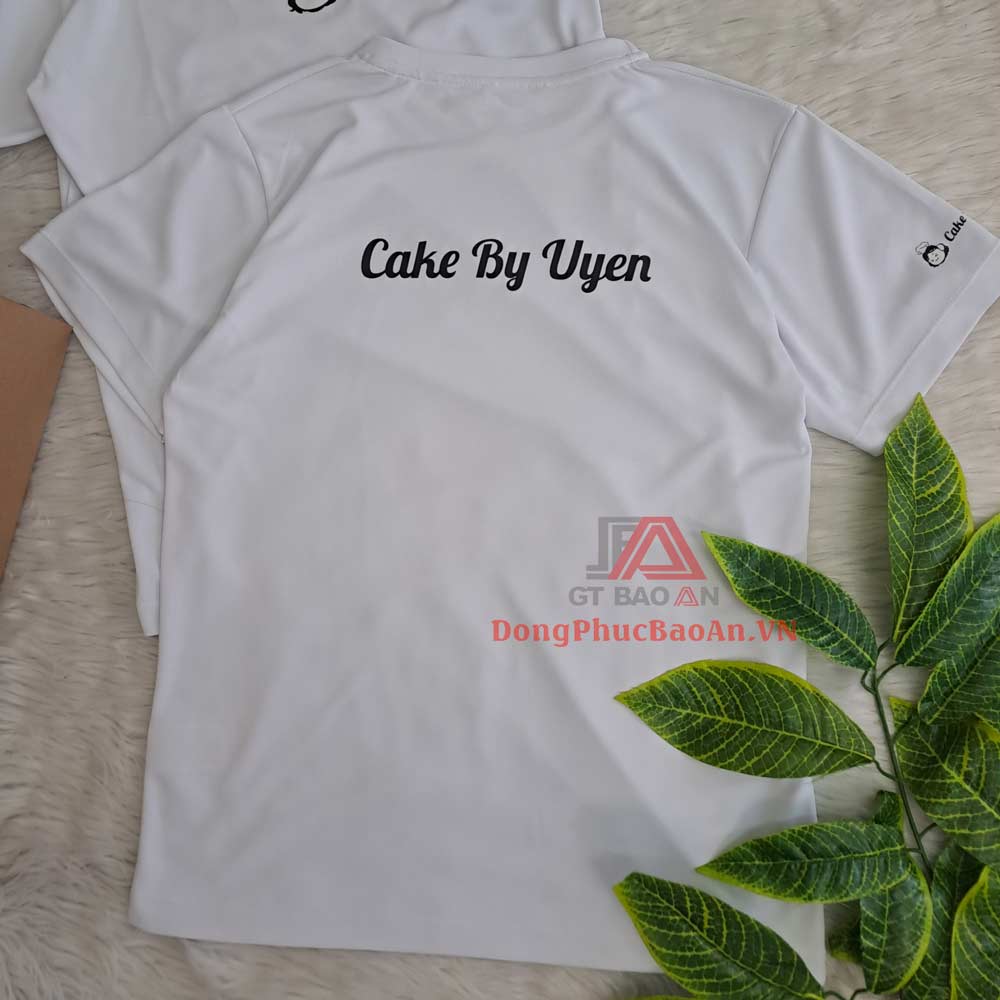 Xưởng may áo thun nhân viên đồng phục tiệm bánh kem có logo chất lượng TPHCM quận Bình Tân - Cake by Uyen