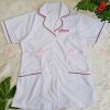 May áo blouse trắng tay ngắn, đồng phục y tế sỉ và lẻ giá rẻ TPHCM - UNI Dầu gội thảo dược