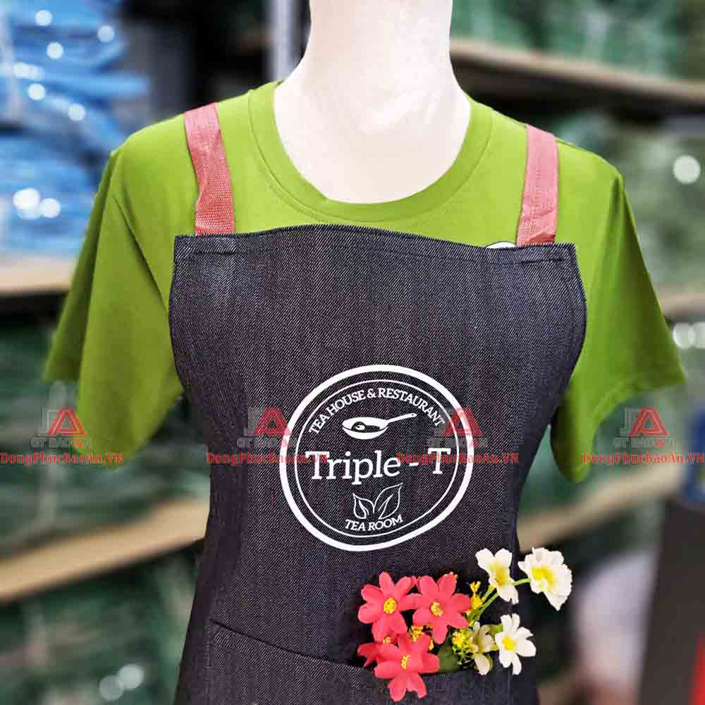 May mẫu tạp dề jeans chữ X đồng phục nhà hàng cao cấp, chuyên nghiệp in logo giá rẻ TPHCM - Triple -T Restaurant