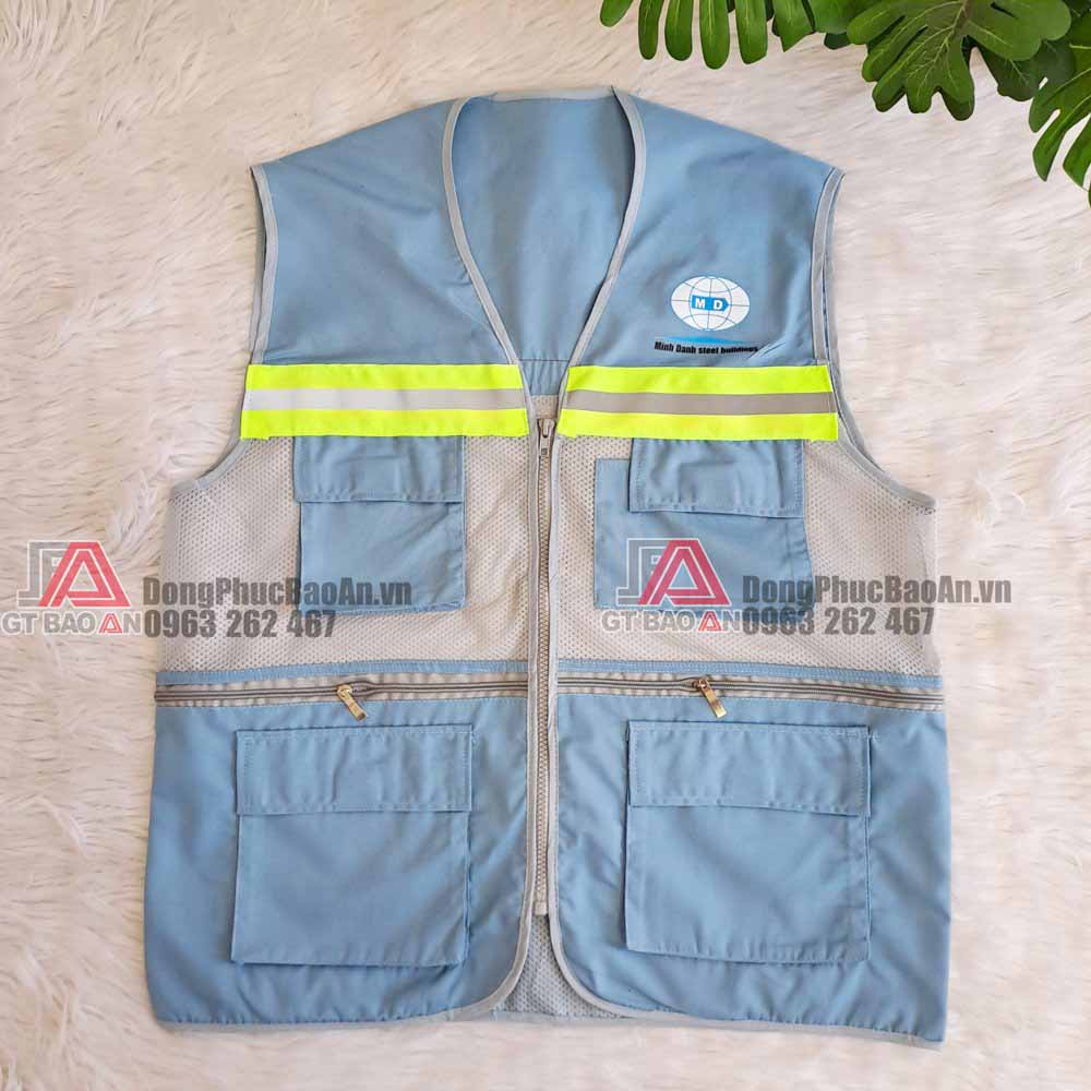 Xưởng in may áo gile phản quang túi hộp vải kaki cho công nhân, kỹ sư giá rẻ TPHCM - Minh Danh CO
