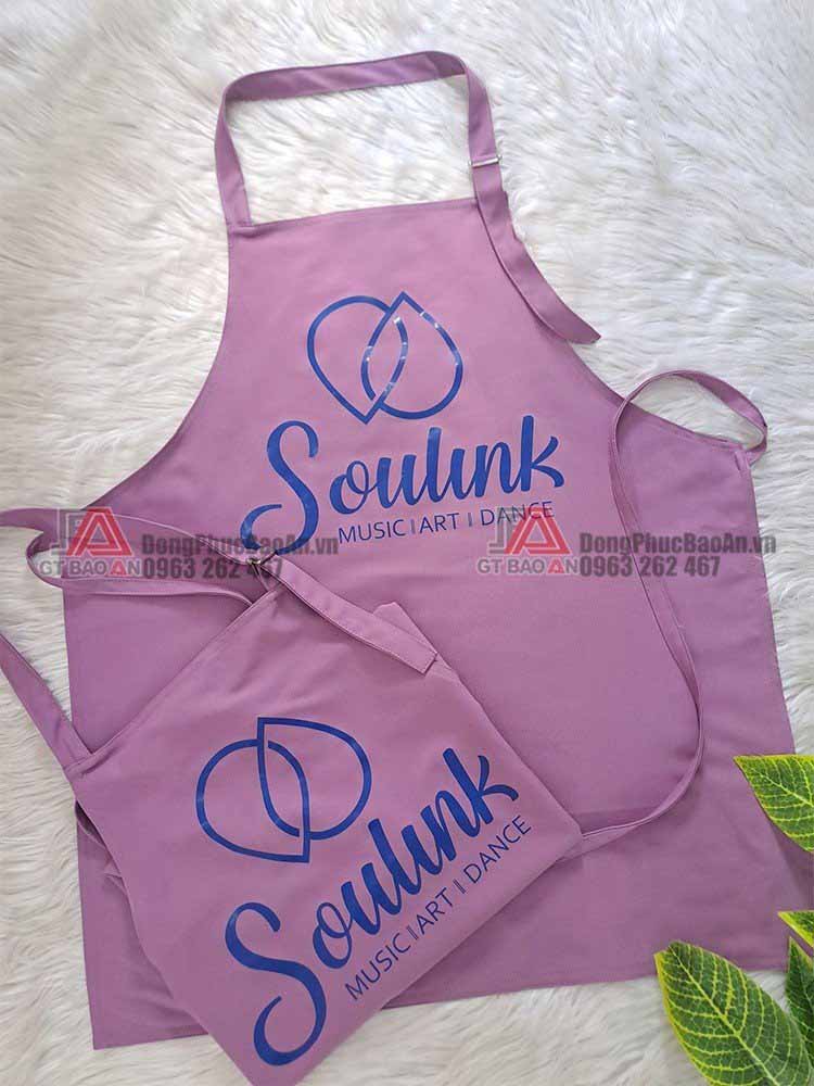 Xưởng may tạp dề đồng phục nam nữ in logo nhanh rẻ uy tín TPHCM - SOULINK