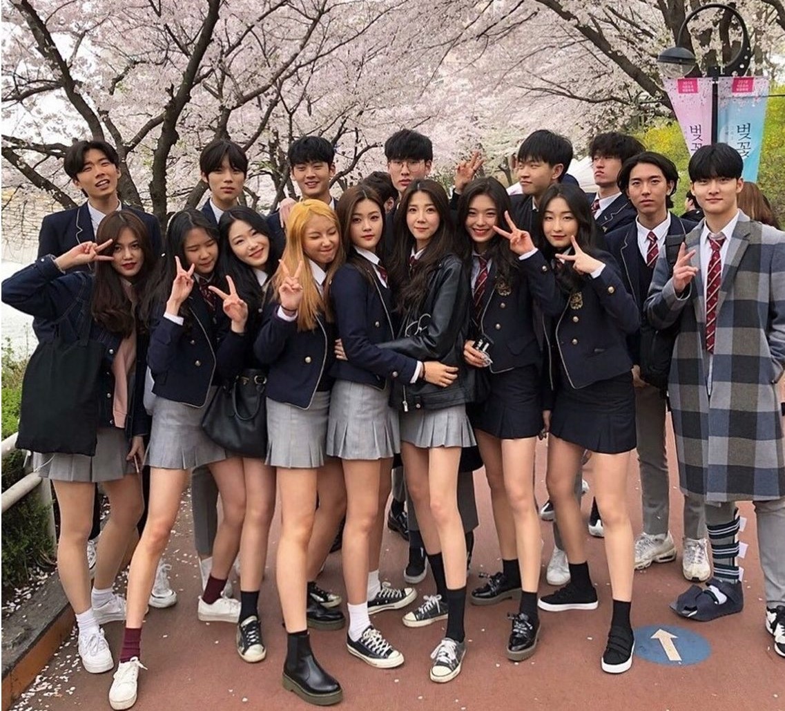 Xu hướng đồng phục học sinh thế giới.