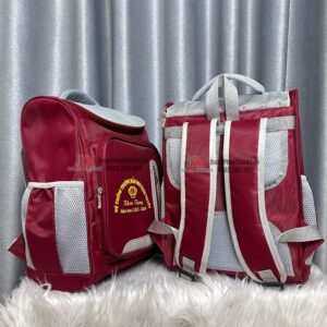 Mặt trước và mặt sau của balo mầm non Bạch Tuyết