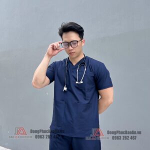 Bộ scrubs cổ tim thiết kế thoải mái và dễ chịu
