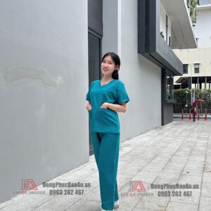 Bộ scrubs dành cho nhân viên điều dưỡng
