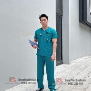 Bộ scrubs y tế cho mẫu nam chất lượng và hiện đại