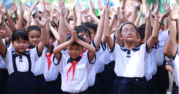 Đồng phục tiểu học đẹp 2024