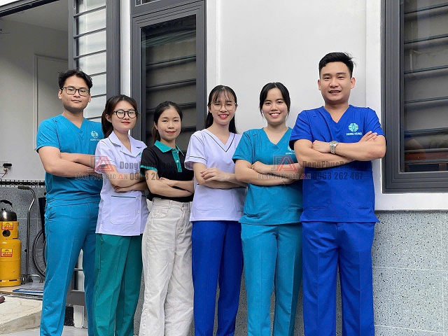 May đồng phục bệnh viện