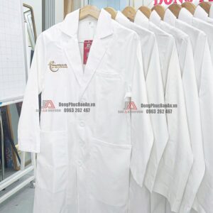 Áo blouse bác sĩ phòng khám