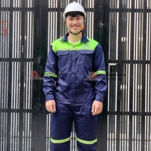 Xưởng may quần áo bảo hộ lao động