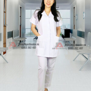 áo dược sĩ nữ tay ngắn màu trắng tinh