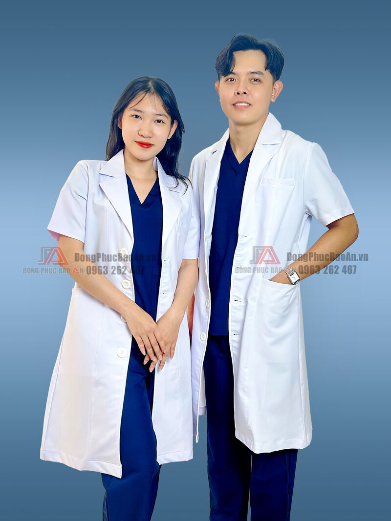 áo blouse ngắn tay cổ vest