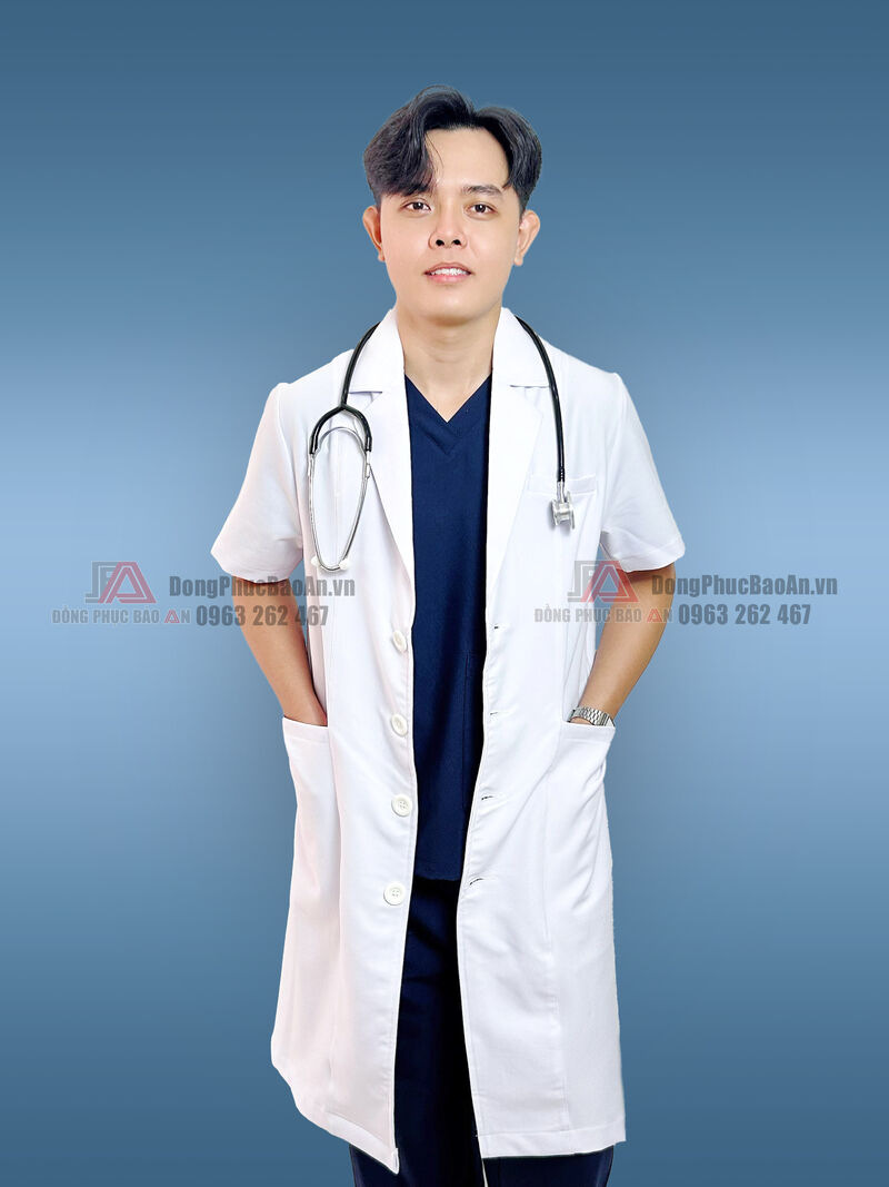 áo bác sĩ ngắn tay cổ vest
