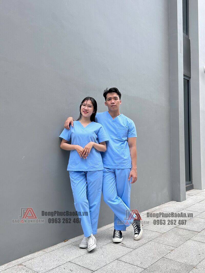 cách mặc đồ scrubs đẹp chuyên nghiệp
