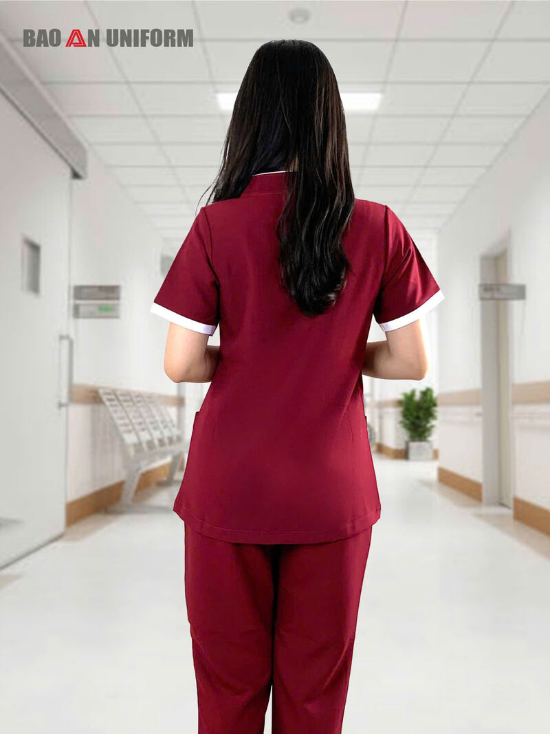 chất liệu bộ scrubs bền bỉ và an toàn