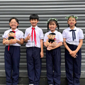 đồng phục học sinh mọi lứa tuổi