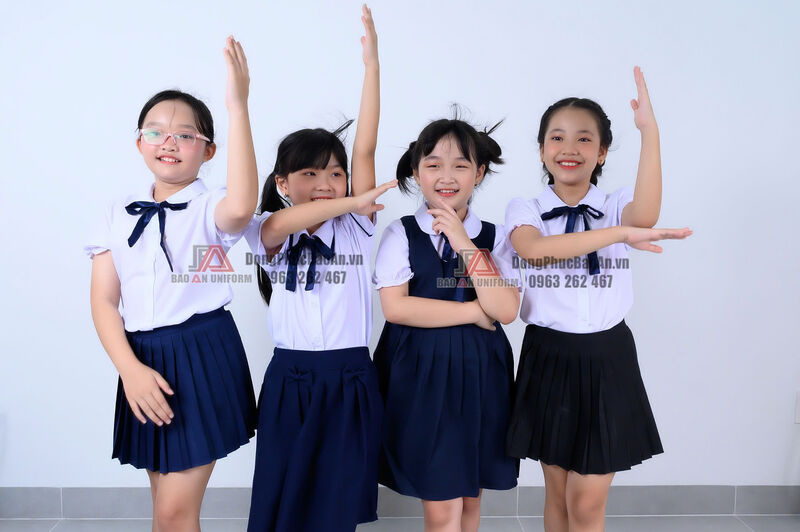 đồng phục học sinh tiểu học