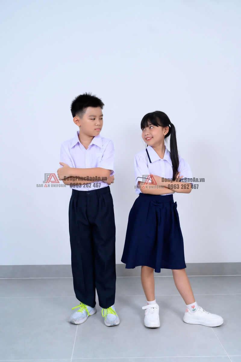 đồng phục học sinh