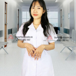 mẫu áo blouse dược sĩ nữ form kat