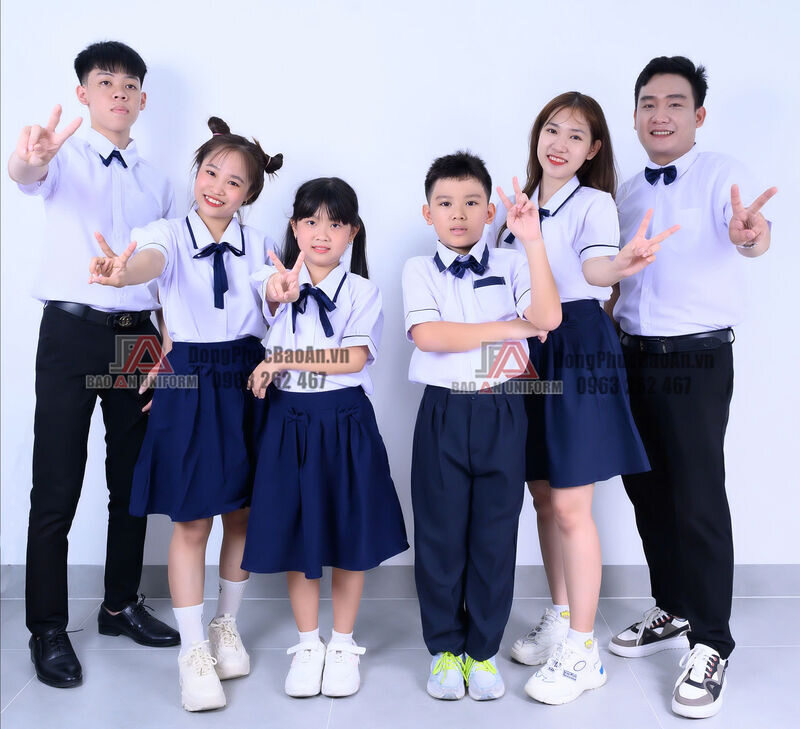 đồng phục học sinh