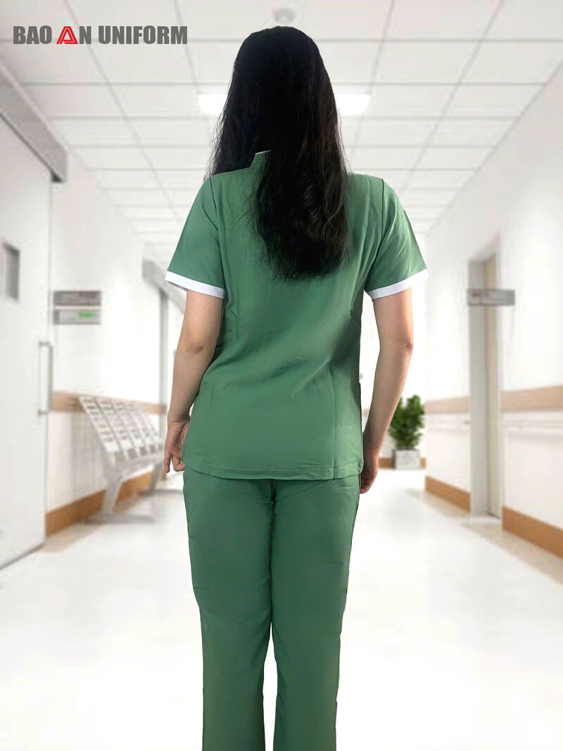 thiết kế bộ scrubs nữ