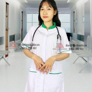 tiêu chí áo blouse dược sĩ nữ chuẩn đẹp