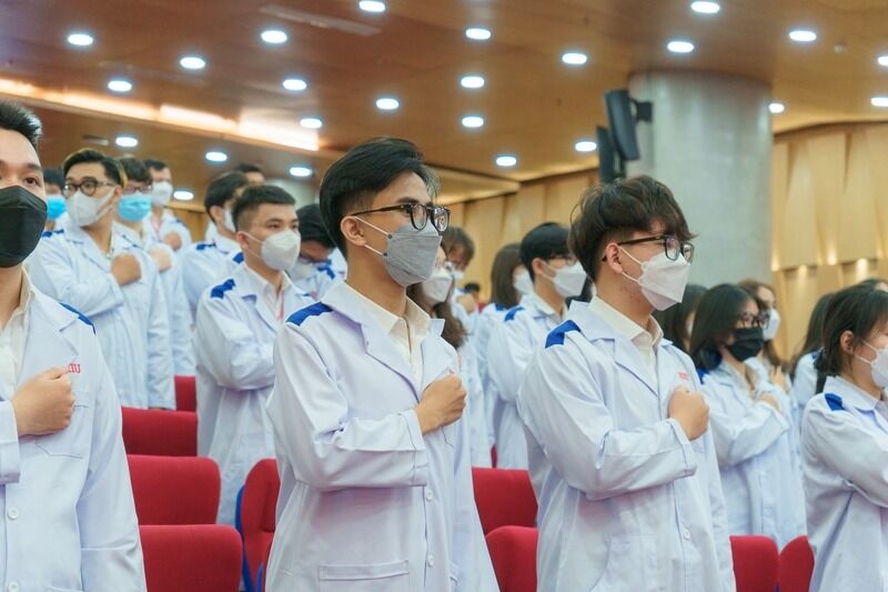 áo blouse tân sinh viên