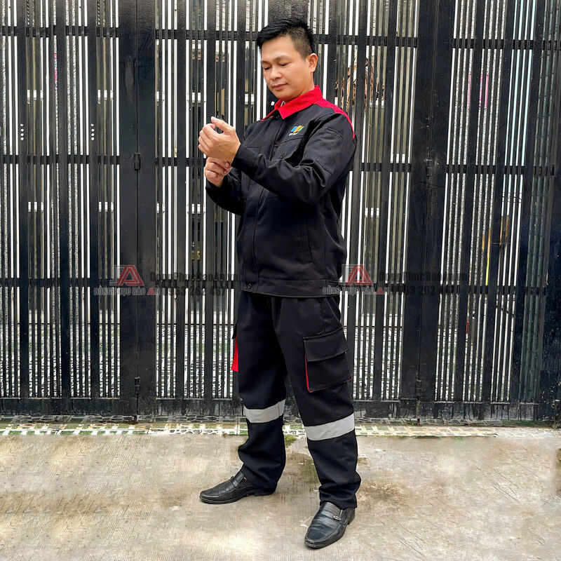 quần áo bảo hộ kaki