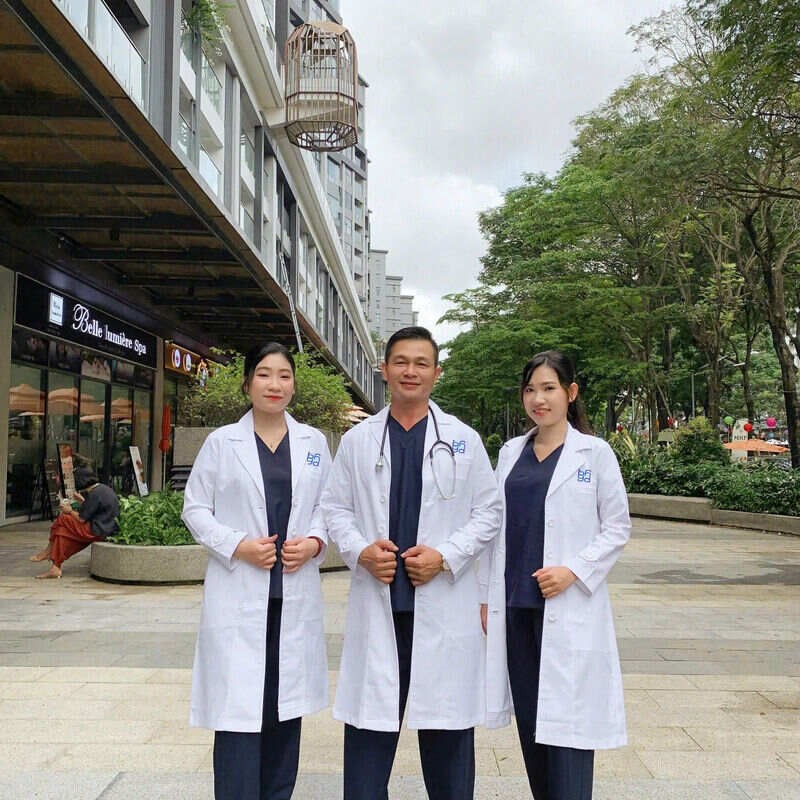 áo blouse bệnh viện đại học y dược