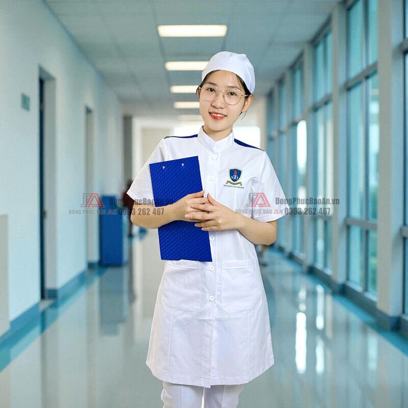 ứng dụng áo blouse sinh viên