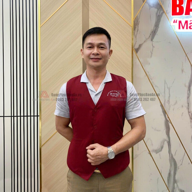 áo ghile phục vụ tiệc cưới