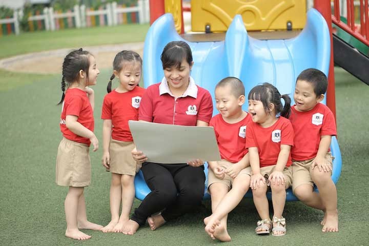 đồng phục mầm non giá sỉ